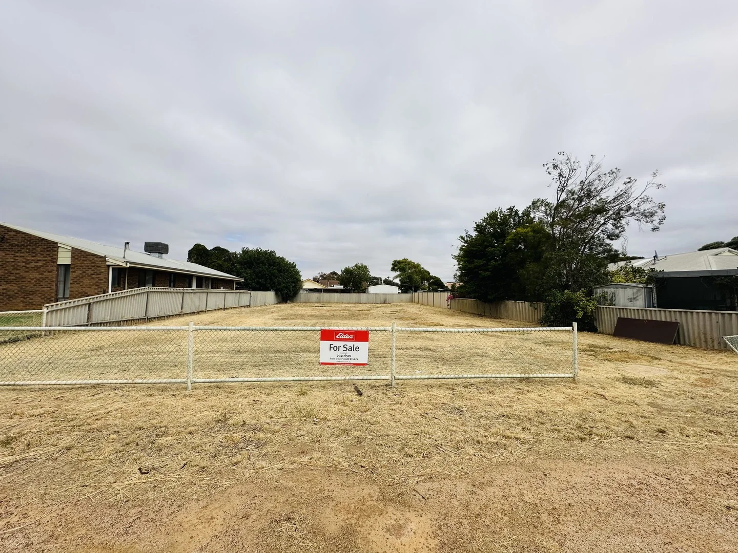 16 Solomon Street, Merredin WA 6415