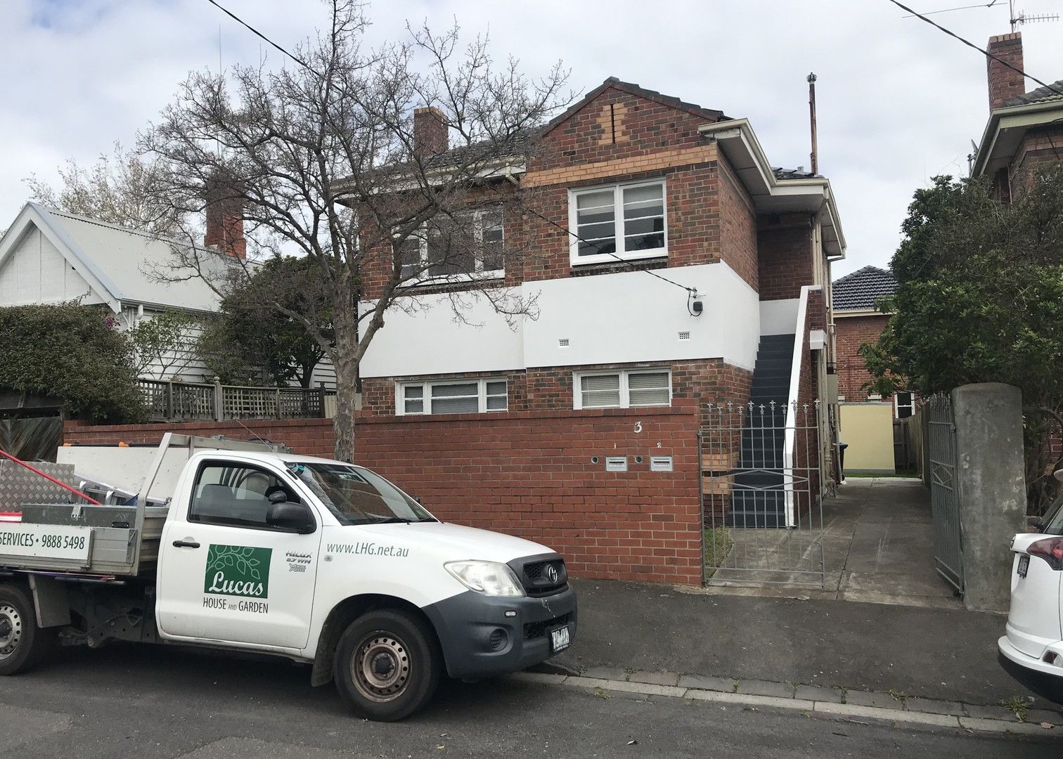 2 bedrooms Apartment / Unit / Flat in 2/3 Leila Street PRAHRAN VIC, 3181