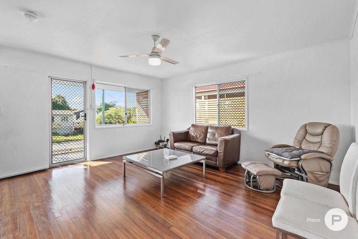 71 Gray Street, Carina QLD 4152, Image 2