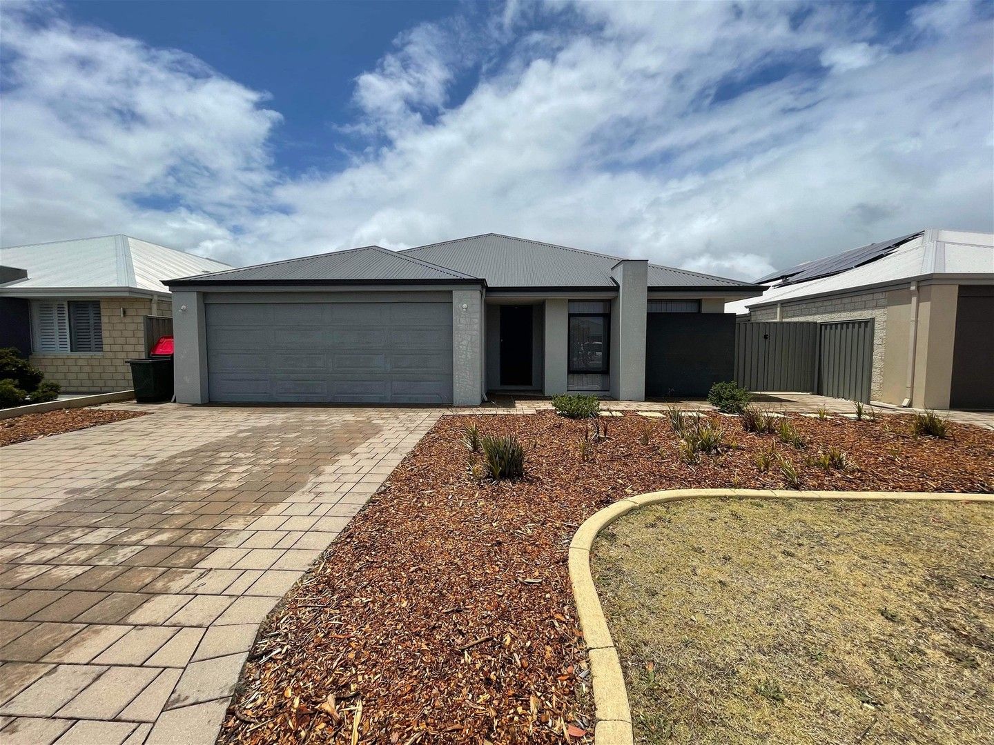 4 bedrooms House in 20 Driver Link SOUTH YUNDERUP WA, 6208