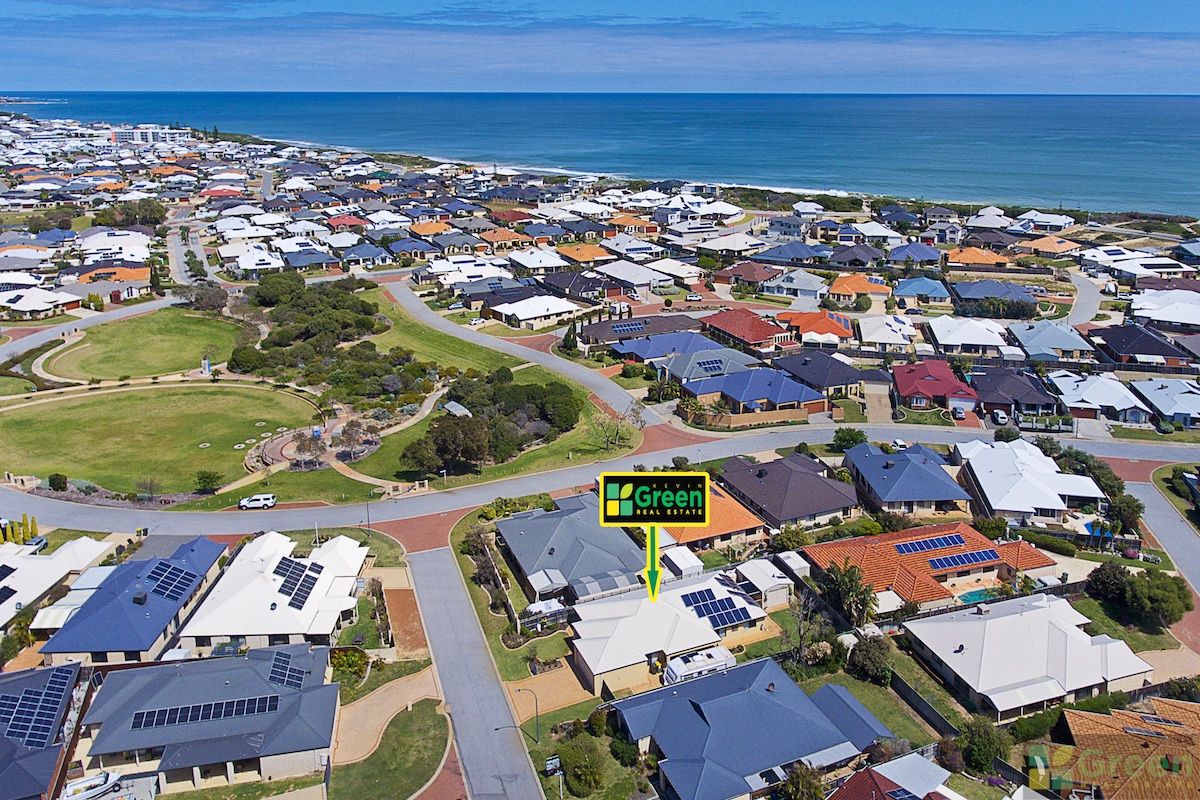 4 bedrooms House in 8 Tingle Way HALLS HEAD WA, 6210