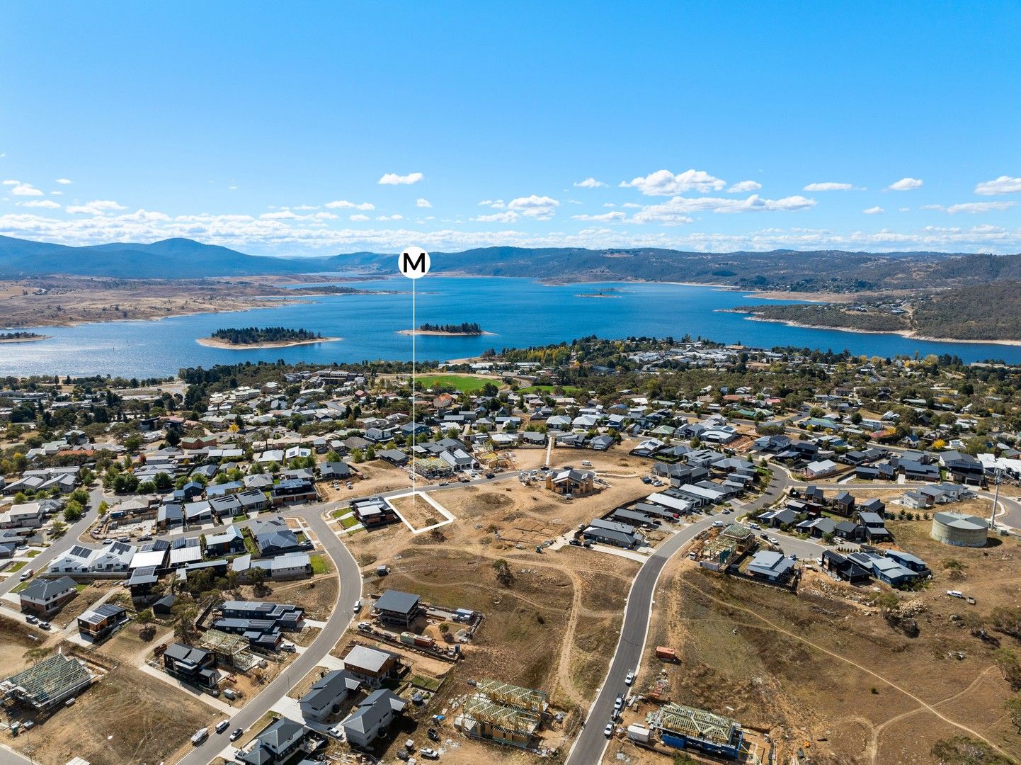 8 Alice Street, Jindabyne NSW 2627, Image 0