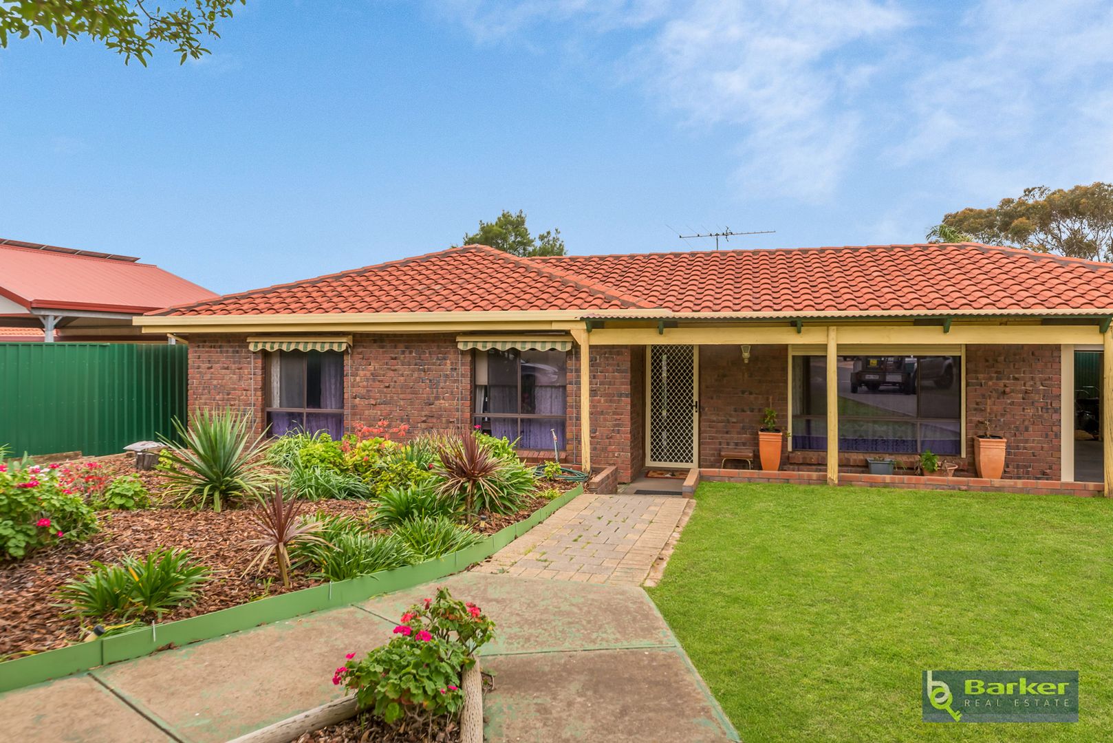 11 Barkley Crescent, Willaston SA 5118, Image 2