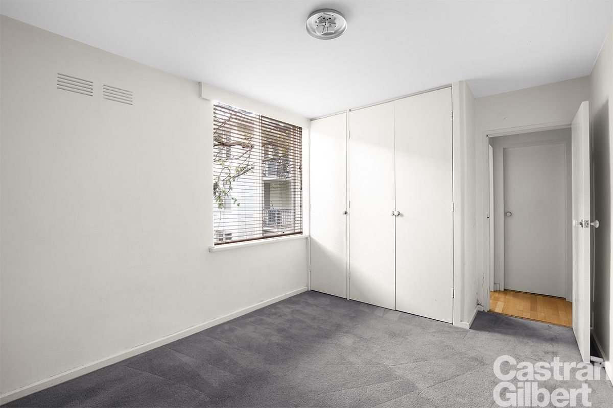 10/13 Rockley Road, South Yarra VIC 3141, Image 2