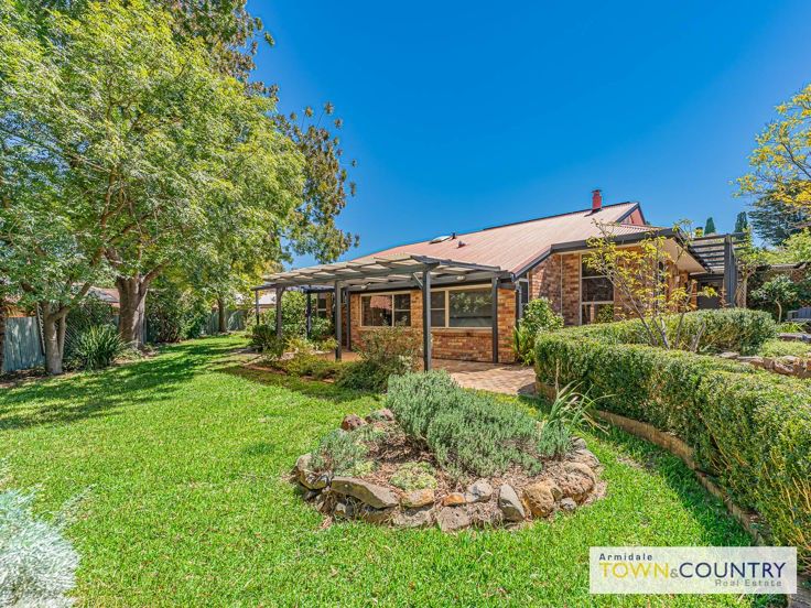 7 Napier Court, Armidale NSW 2350, Image 1