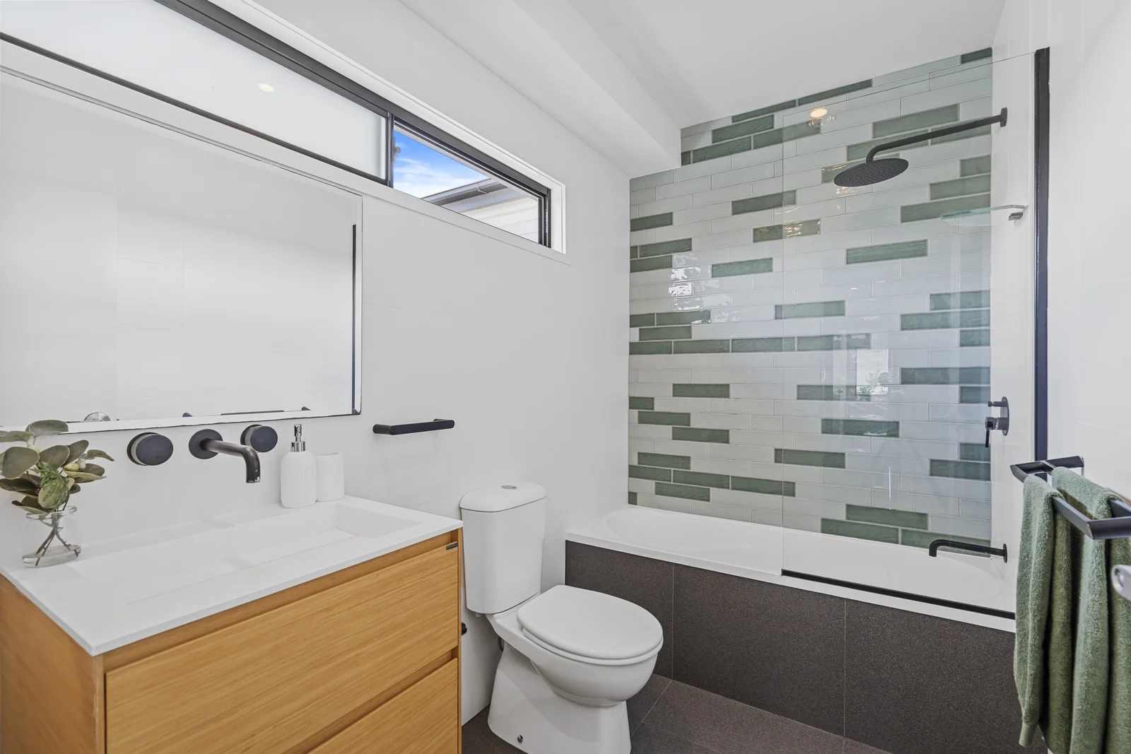 Additional image 13 of 2/79 Waterton Street, Annerley QLD 4103