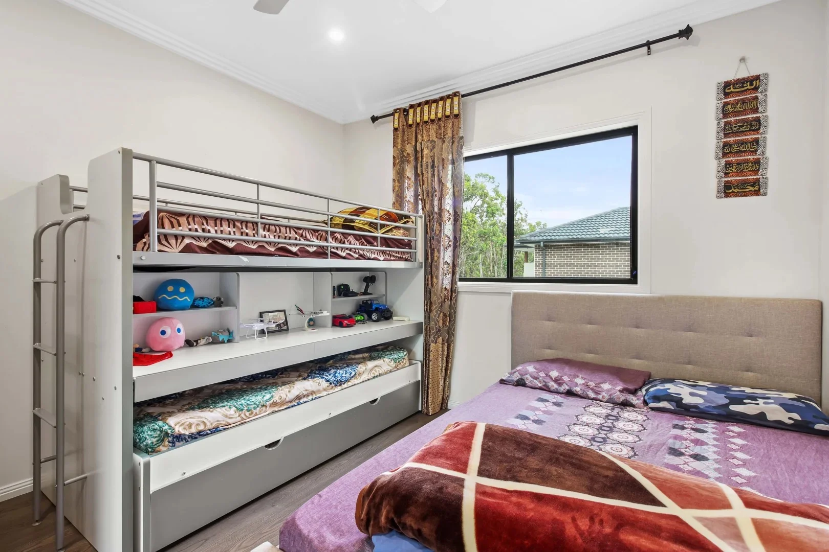 Additional image 8 of 129 Sawsedge Avenue, Denham Court NSW 2565