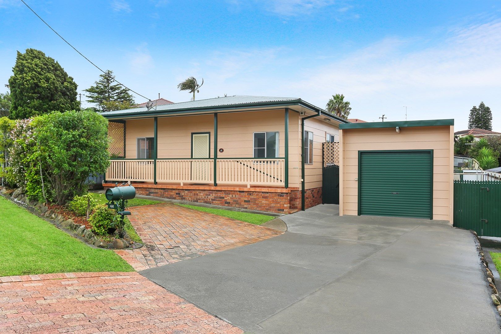 46 Trevor Avenue, Lake Heights NSW 2502, Image 0