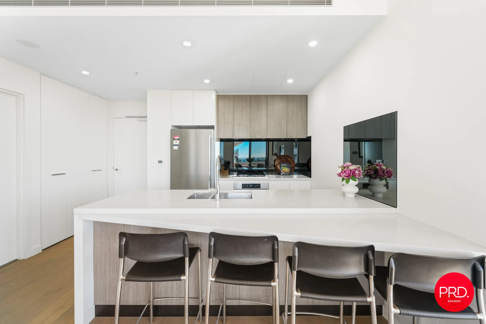 Additional image 2 of 901/15 Garrigarrang Avenue, Kogarah NSW 2217