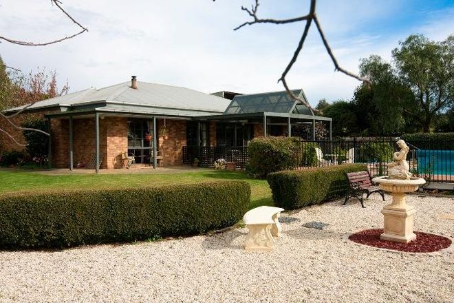 Picture of 193 Petersons Road, WARRAGUL SOUTH VIC 3821