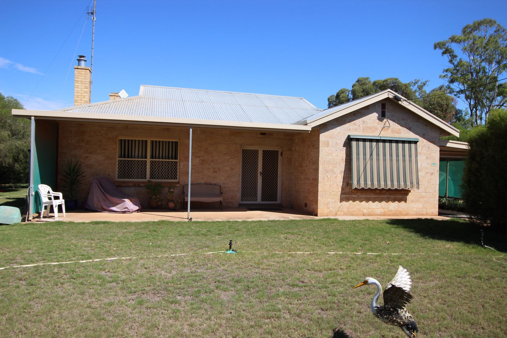 16 Francis Road, Waikerie SA 5330