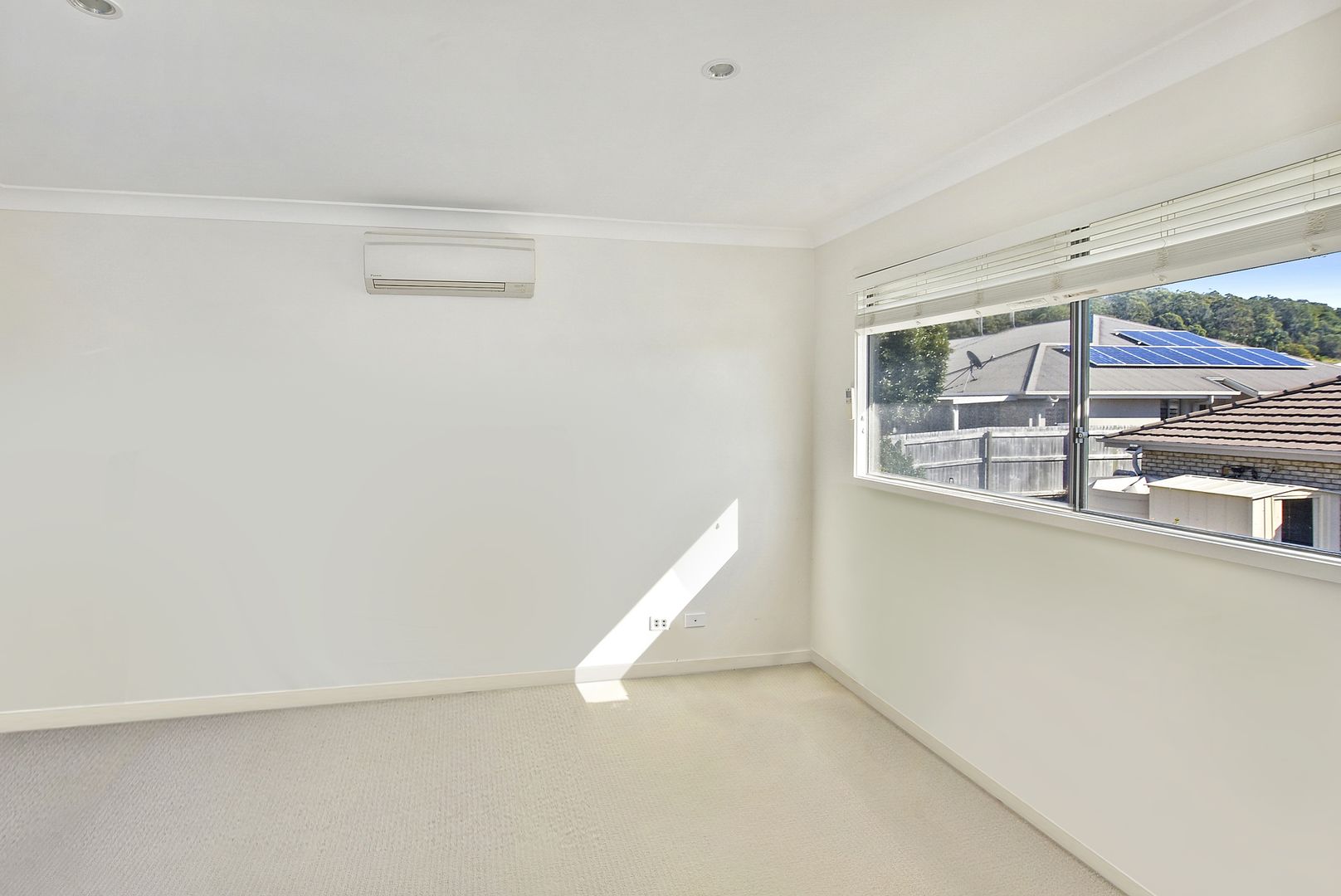 2/12 GUMTREE CRESCENT, Upper Coomera QLD 4209, Image 2