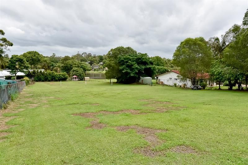 10 Lawnton Street, Daisy Hill QLD 4127, Image 2