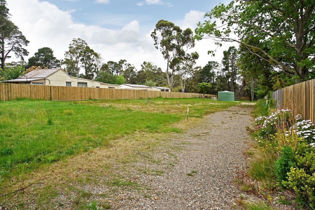 65 Railway Parade, Balmoral NSW 2571, Image 2