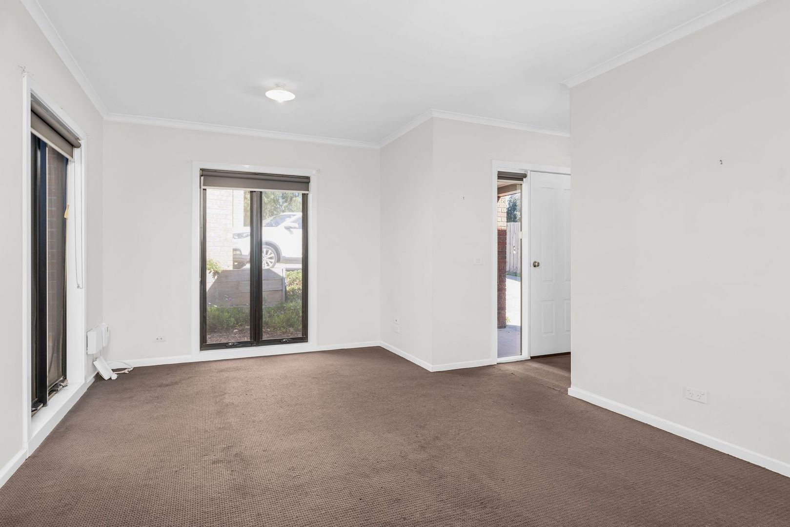 3/2 Lobelia Court, Bacchus Marsh VIC 3340 Townhouse For Rent Domain