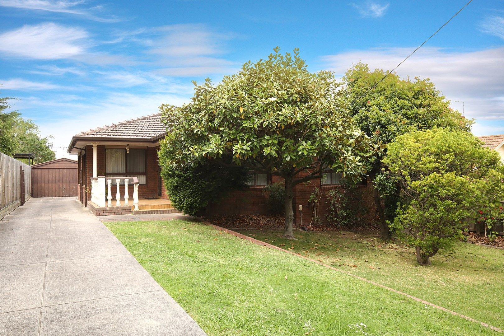 3 bedrooms House in 942 Riversdale Road SURREY HILLS VIC, 3127