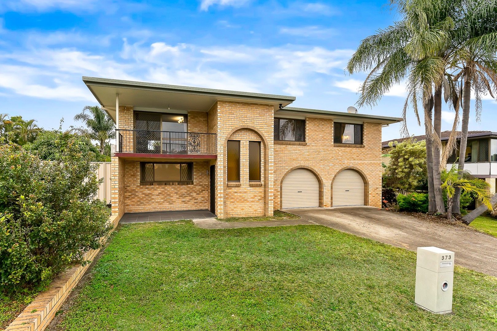 4 bedrooms House in 373 Pine Mountain Road MANSFIELD QLD, 4122