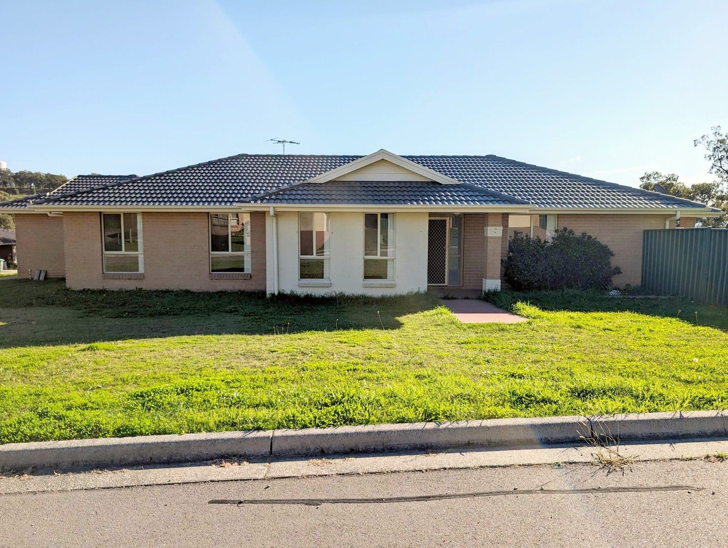 4 bedrooms House in 17 Belmore Street MUSWELLBROOK NSW, 2333