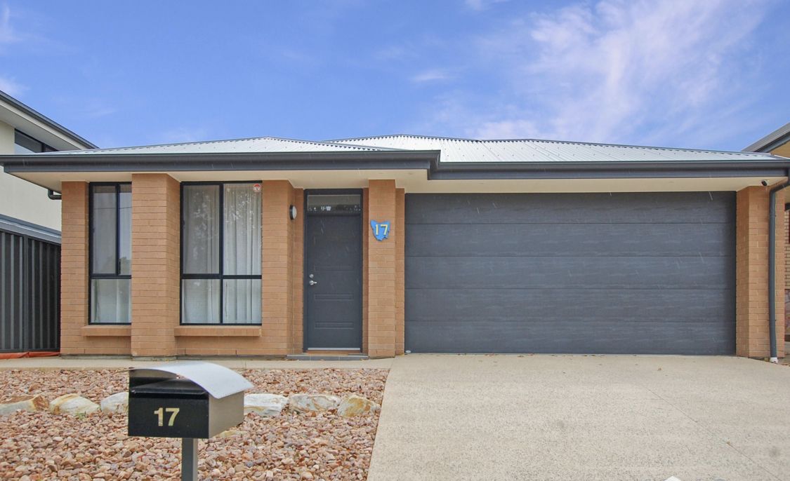 3 bedrooms House in 17 Tasman Avenue GILLES PLAINS SA, 5086