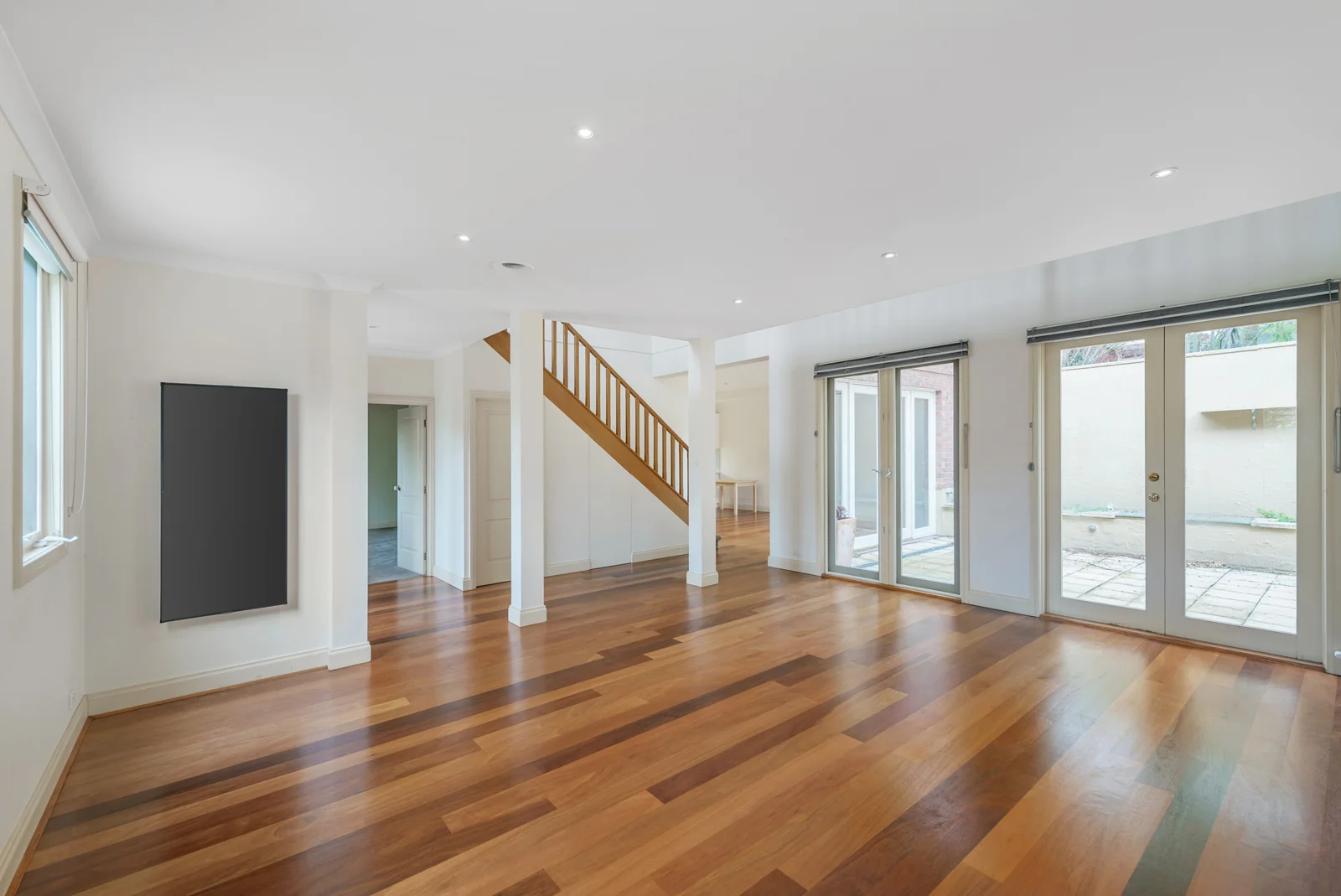 Additional image 2 of 1/107 Victoria Crescent, Mont Albert VIC 3127