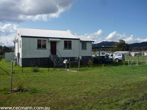 22 Barawell Street, Wallangarra QLD 4383