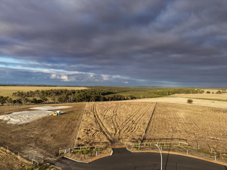 Additional image 2 of 75 Minotaur Loop, Drome WA 6330