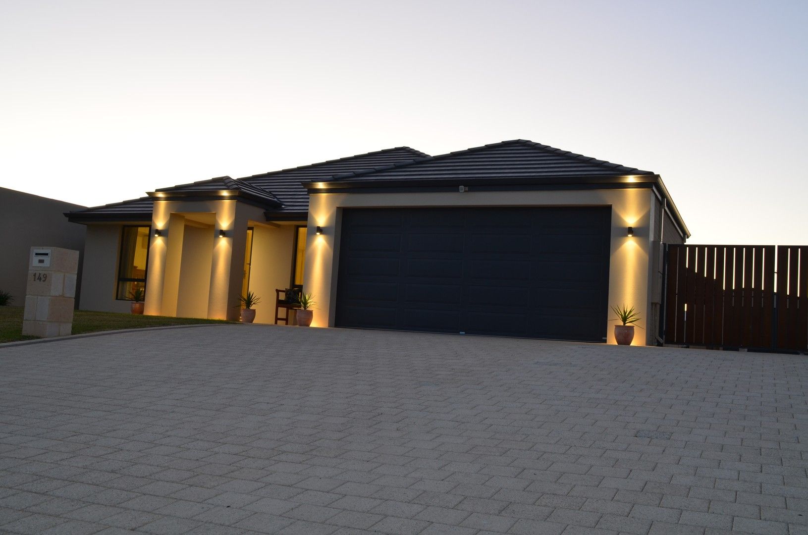 4 bedrooms House in 149 Glendinning Road TARCOOLA BEACH WA, 6530