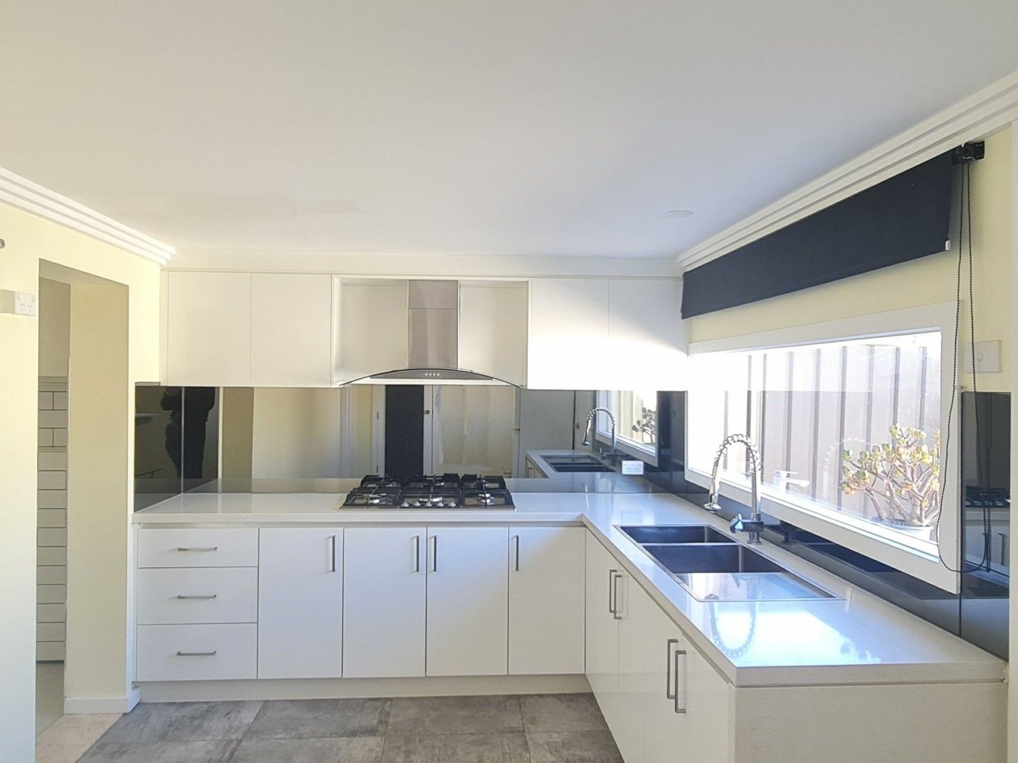 1 bedrooms Apartment / Unit / Flat in 30a Canterbury Road ST JOHNS PARK NSW, 2176