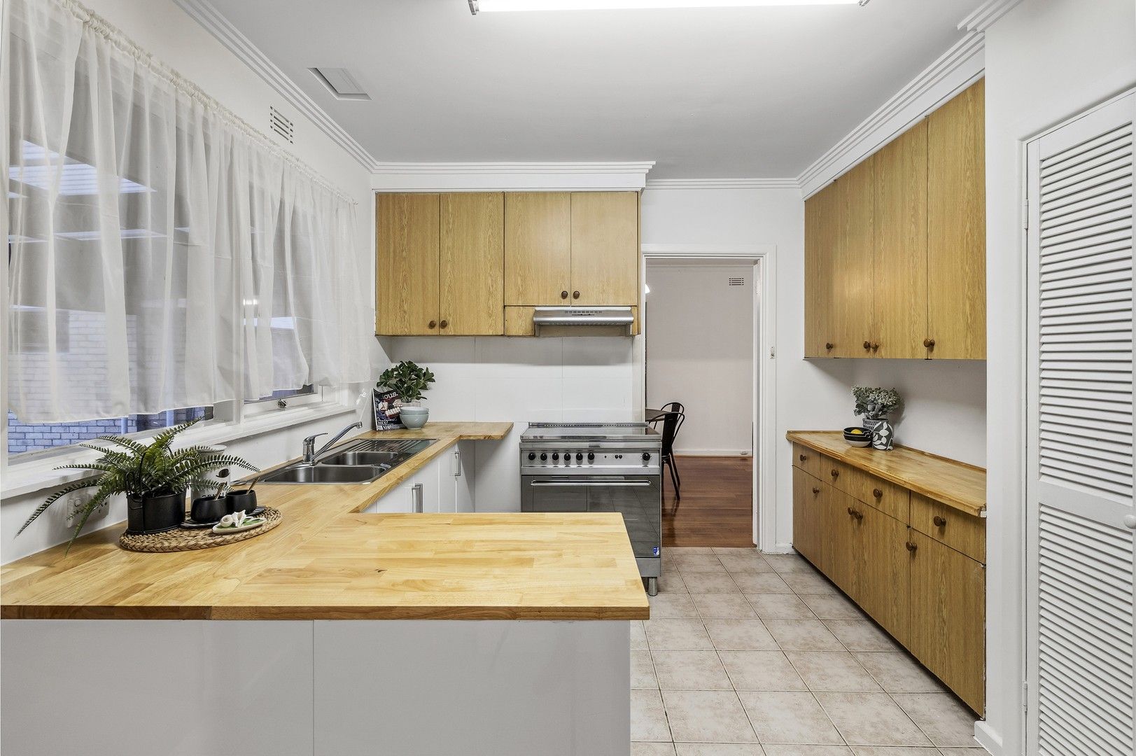 35 Glencairn Street, Mulgrave VIC 3170 House For Rent 600 Domain