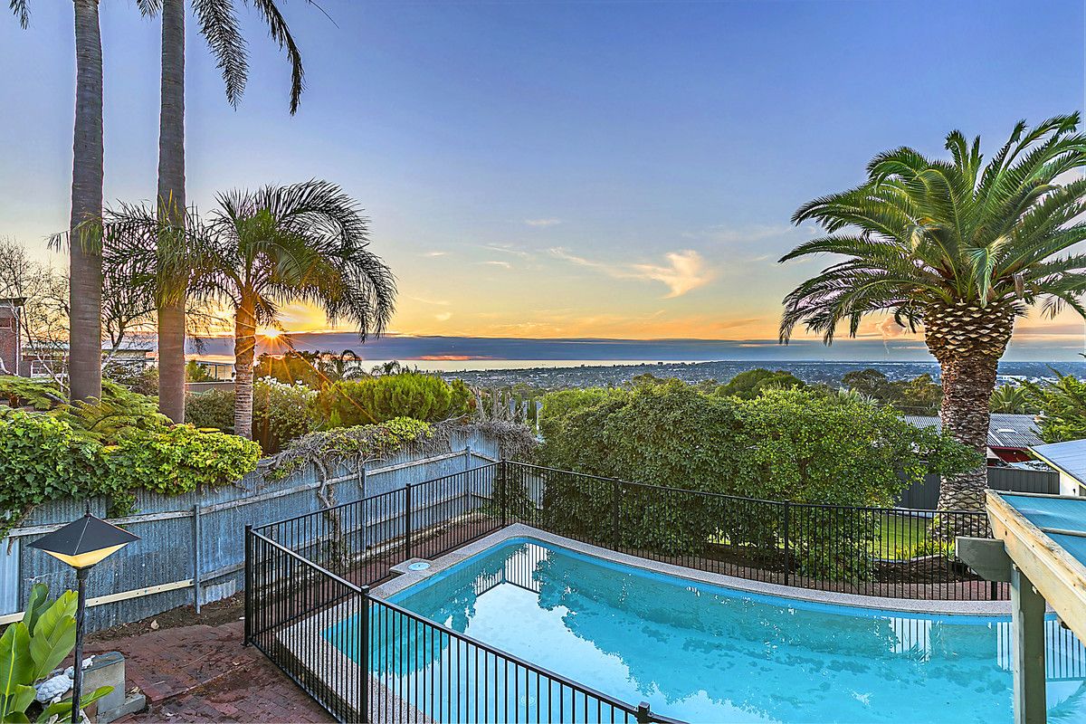 5 Sinclair Street, Seaview Downs SA 5049, Image 2