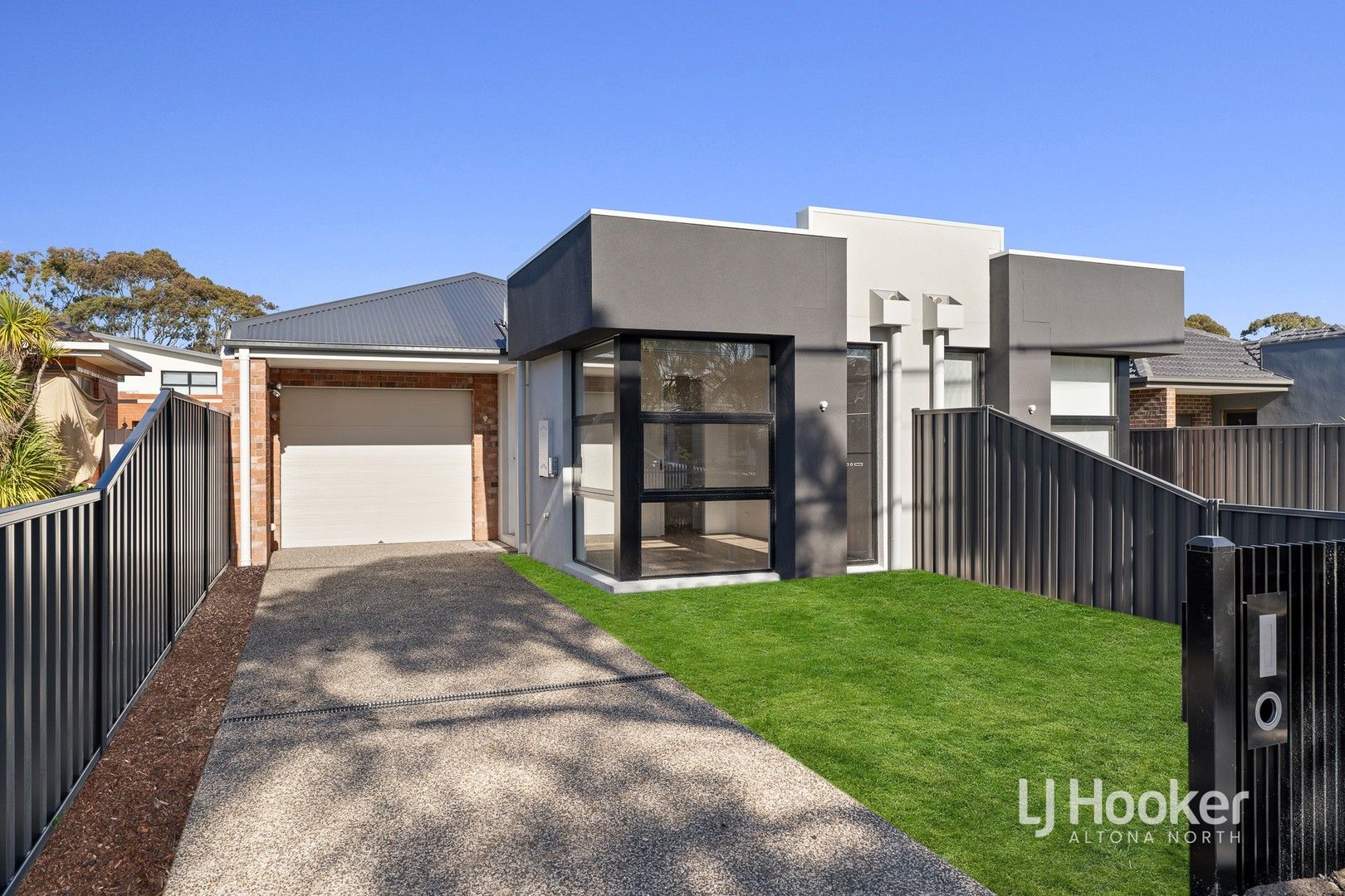 3 bedrooms Townhouse in 53A Hearn Street ALTONA NORTH VIC, 3025