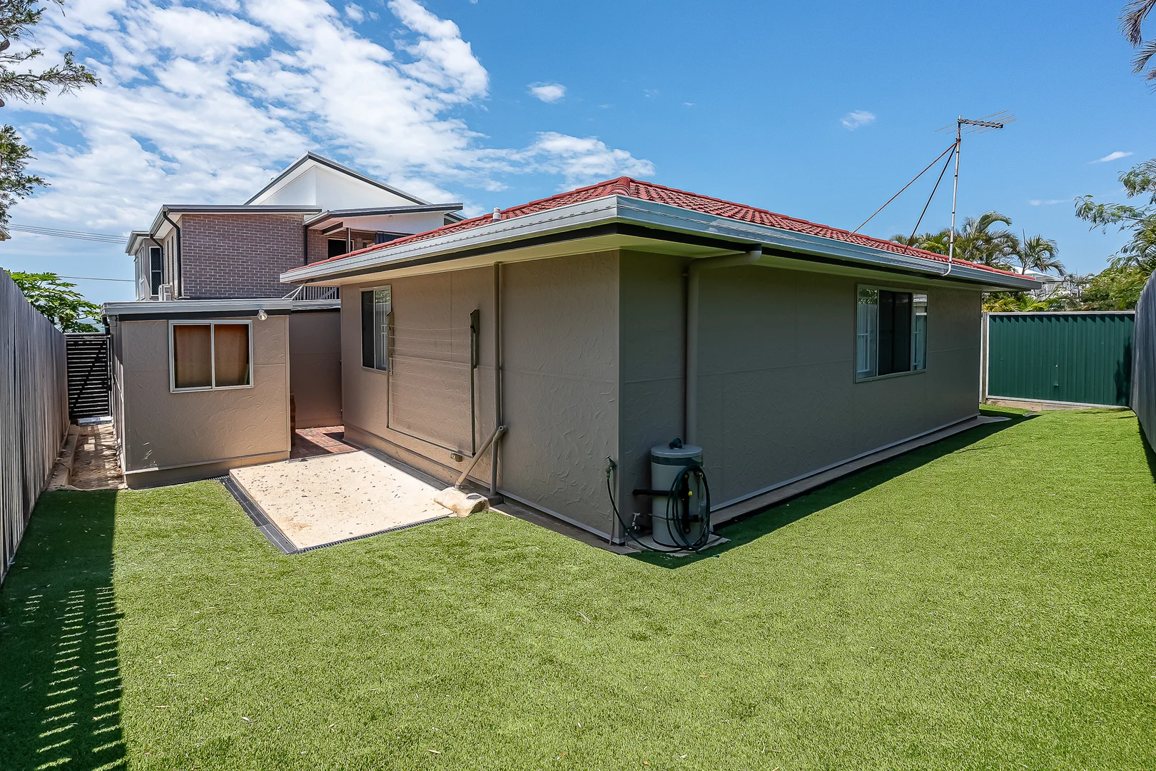 Additional image 8 of 60 Gayundah Esplanade, Woody Point QLD 4019