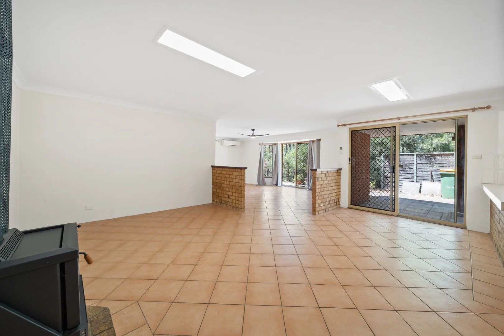 Additional image 8 of 8 Hall Road, Roleystone WA 6111