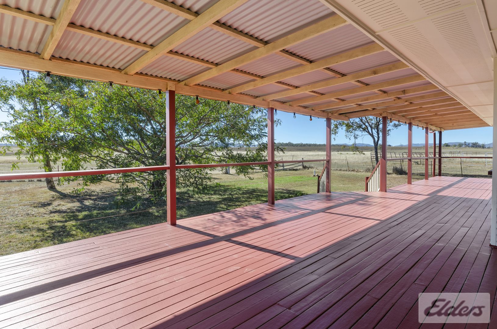 43 Giffords Road, Junabee QLD 4370, Image 2