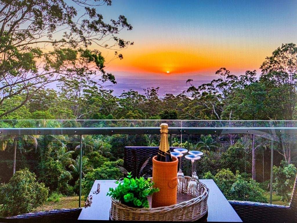 186196 Beacon Road, Tamborine Mountain QLD 4272 House for Sale