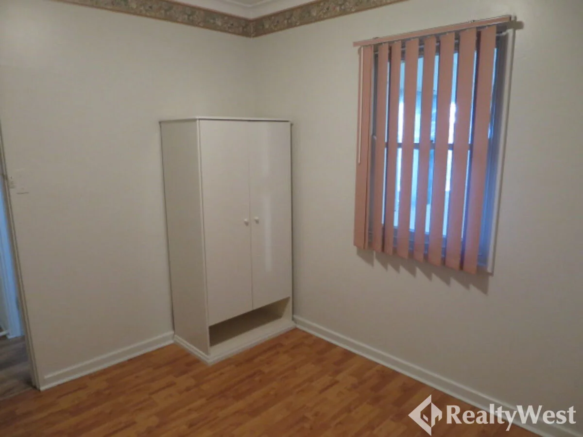 Additional image 7 of 395 Daly Street, Cloverdale WA 6105