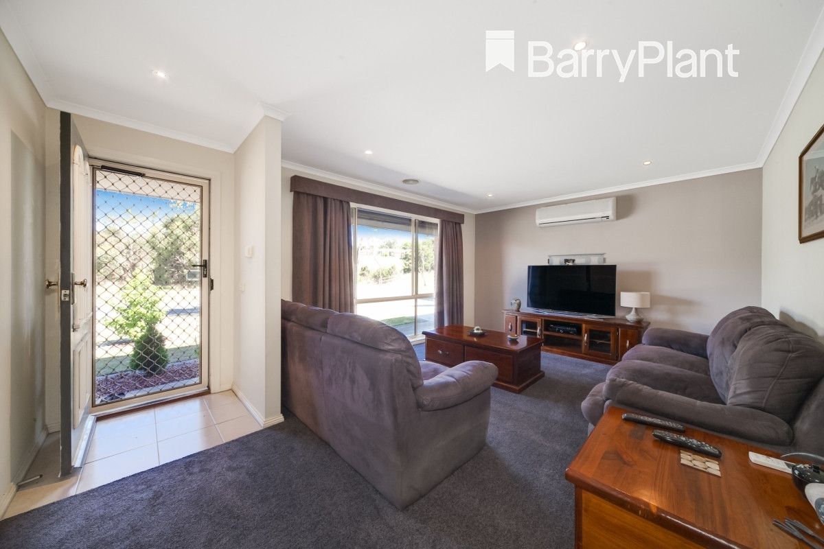 88 Manna Gum Drive, Pakenham VIC 3810, Image 1