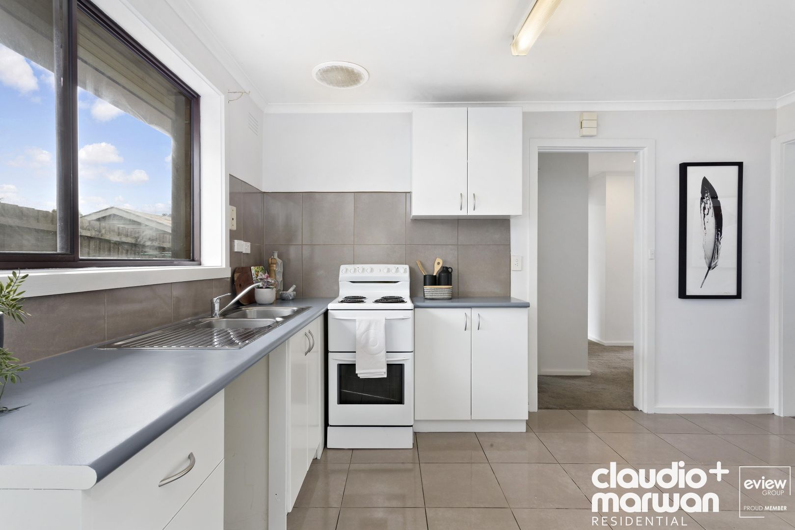 2/47 Curie Avenue, Oak Park VIC 3046, Image 2