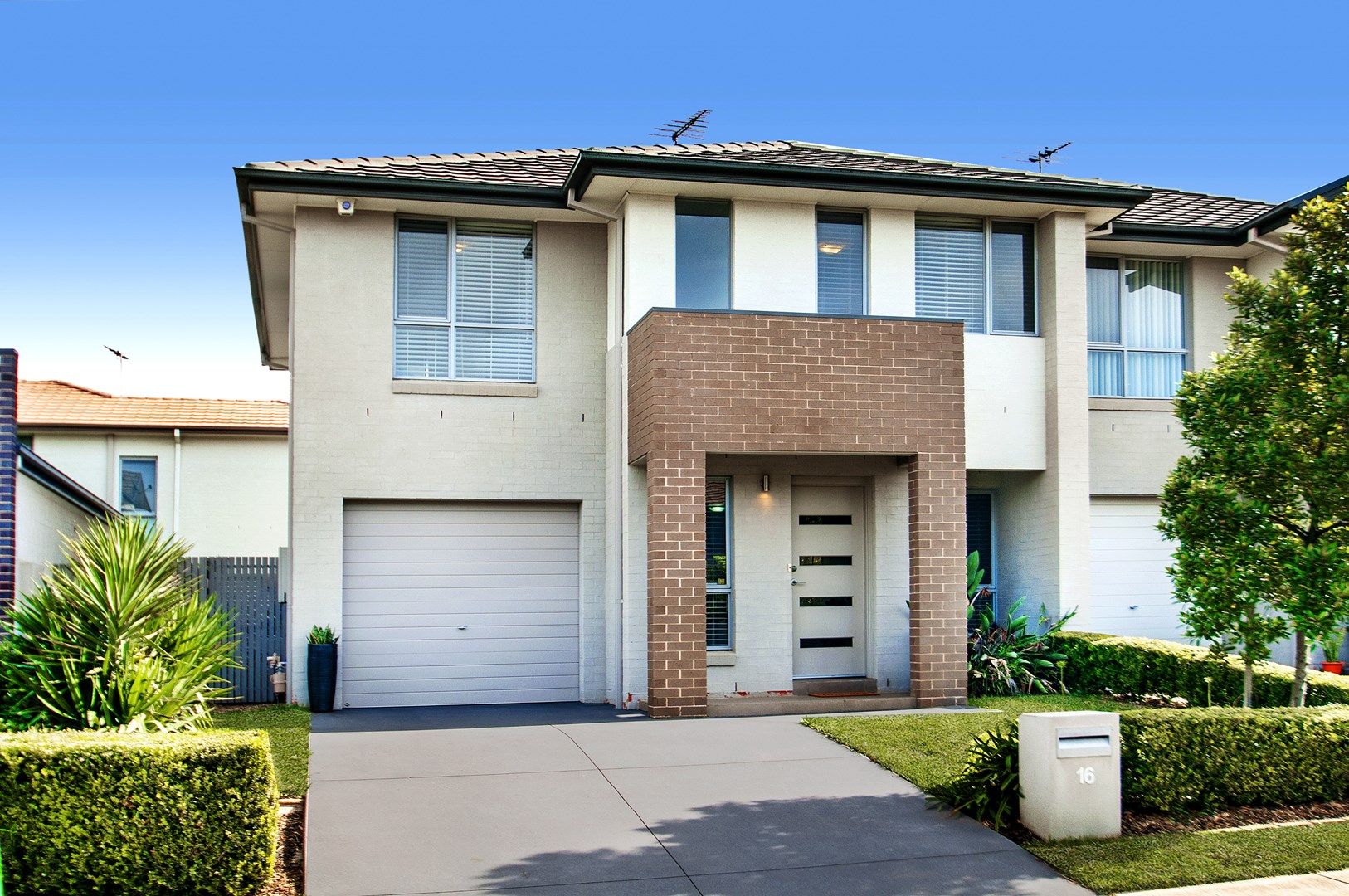 16 Lookout Circuit, Stanhope Gardens NSW 2768, Image 0