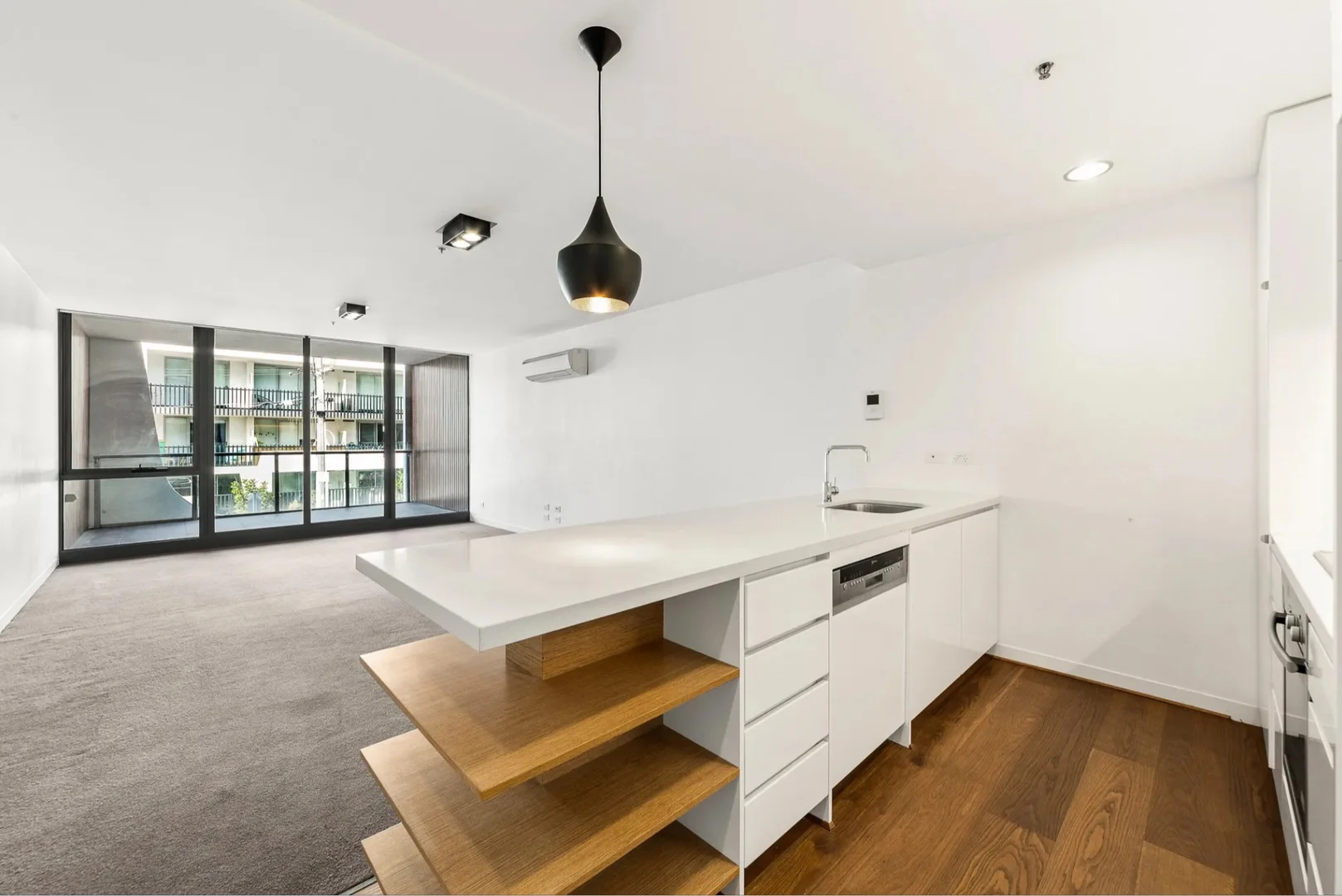 Additional image 2 of 201/115 Nott Street, Port Melbourne VIC 3207