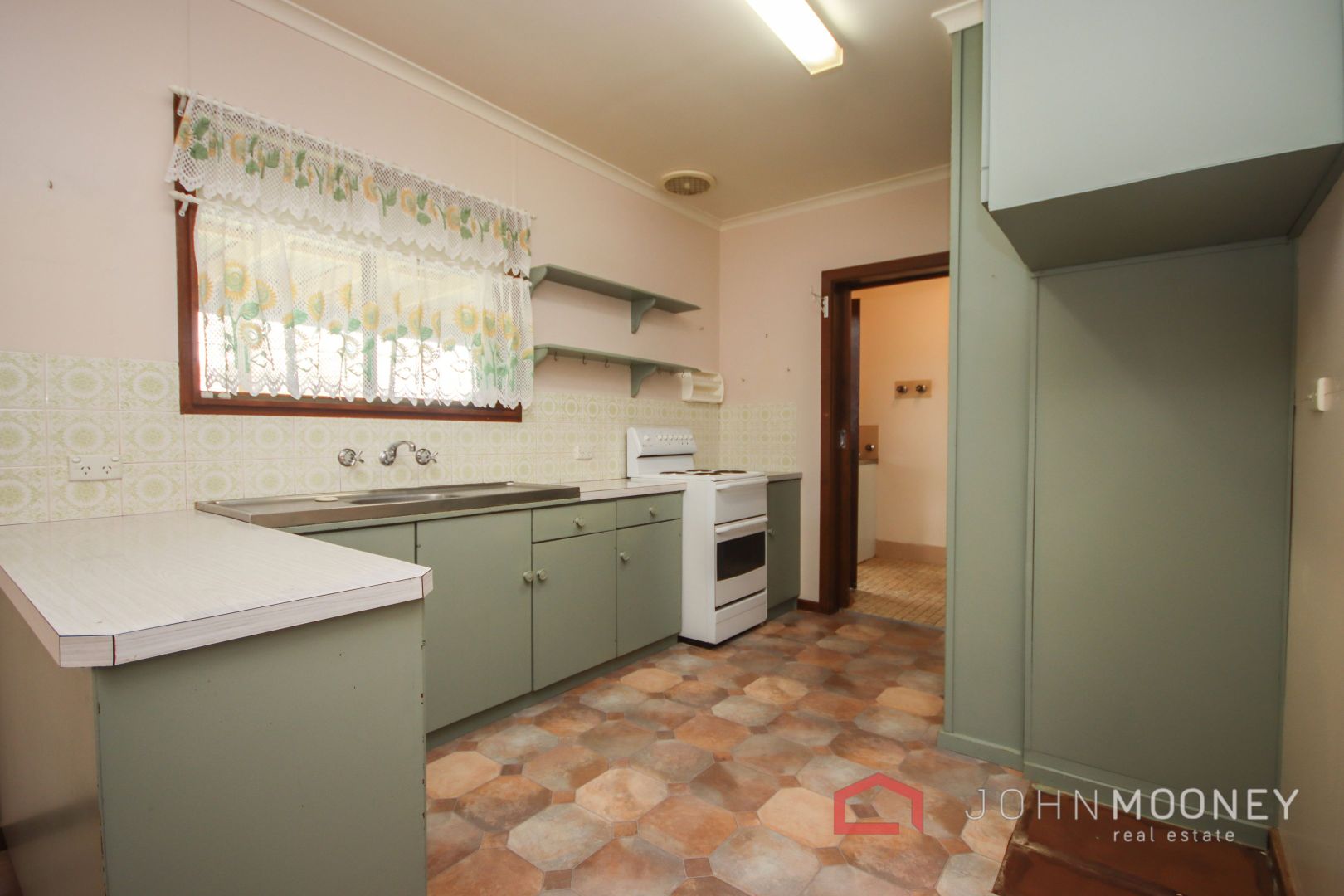 71 King Street, The Rock NSW 2655, Image 2