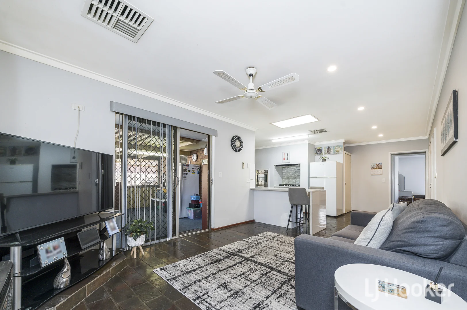 Additional image 10 of 184 Berehaven Avenue, Thornlie WA 6108