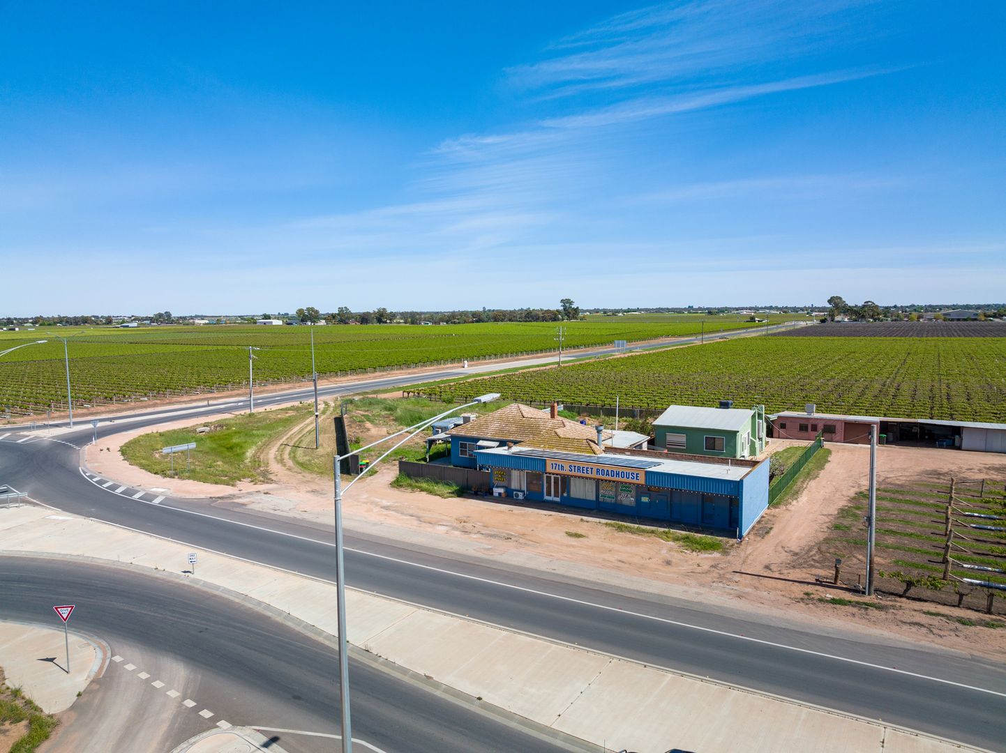 813 Deakin Avenue, Mildura VIC 3500, Image 2