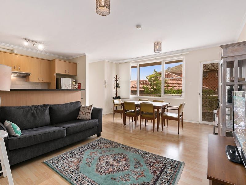 2 bedrooms Apartment / Unit / Flat in 2/6-8 Esk Street MARRICKVILLE NSW, 2204
