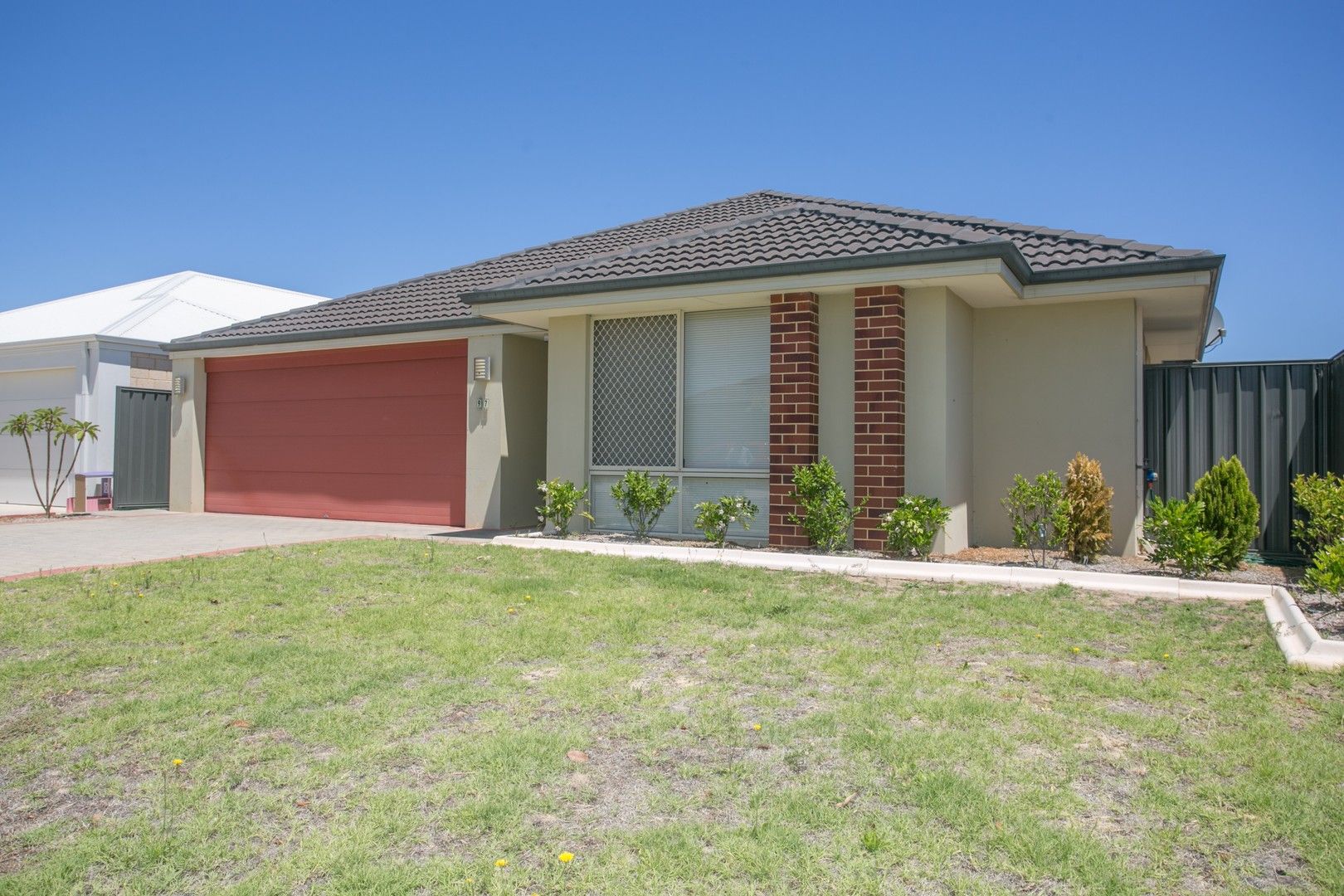 4 bedrooms House in 97 Raeside Drive LANDSDALE WA, 6065