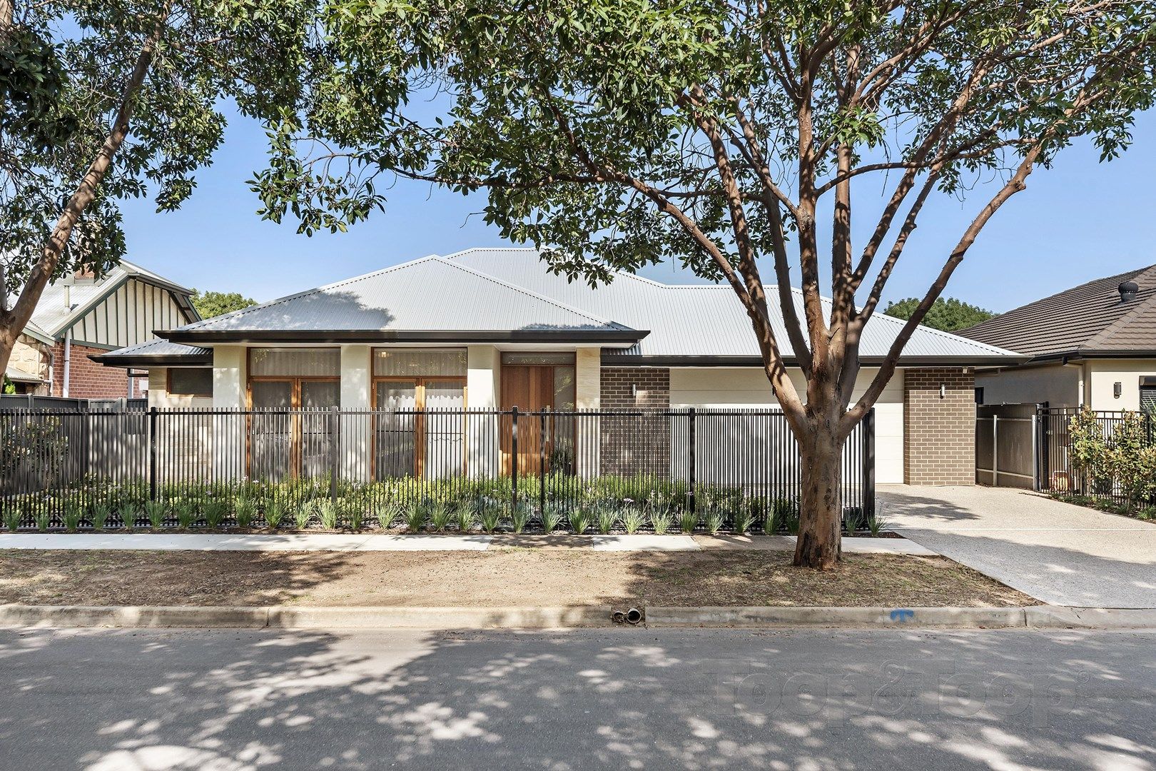 15 Hereford Avenue, Trinity Gardens SA 5068, Image 0