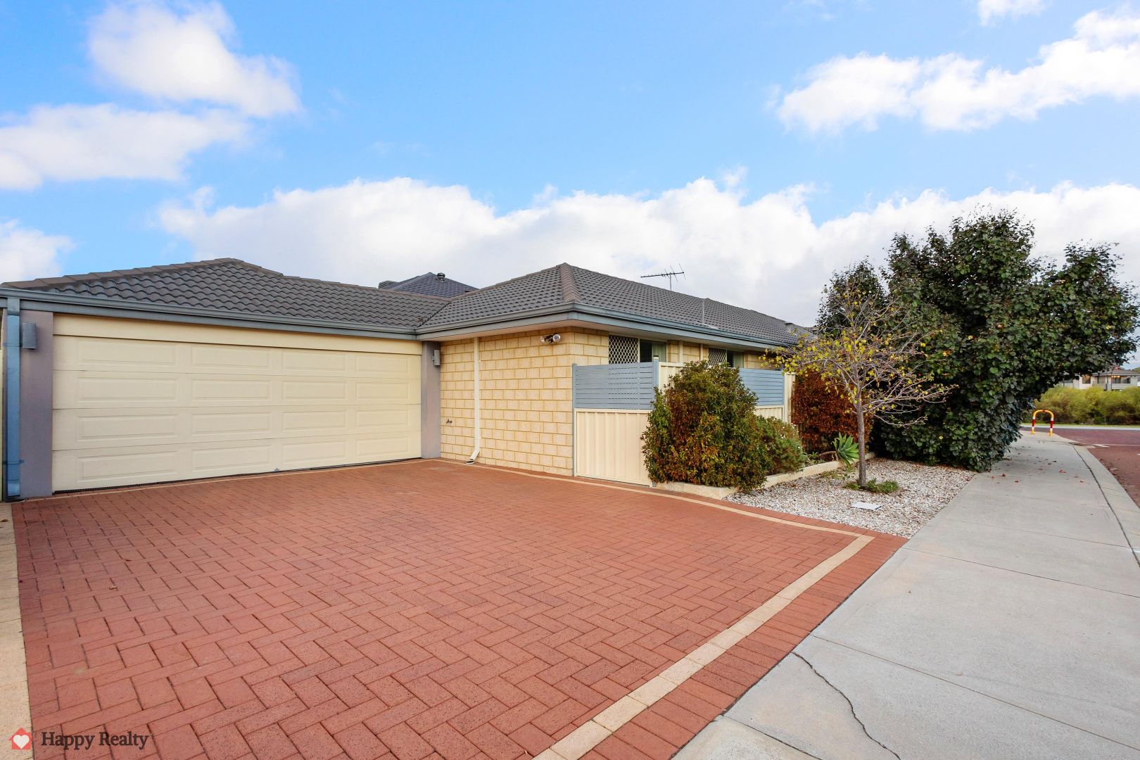 26 Middle Parkway, Canning Vale WA 6155, Image 2