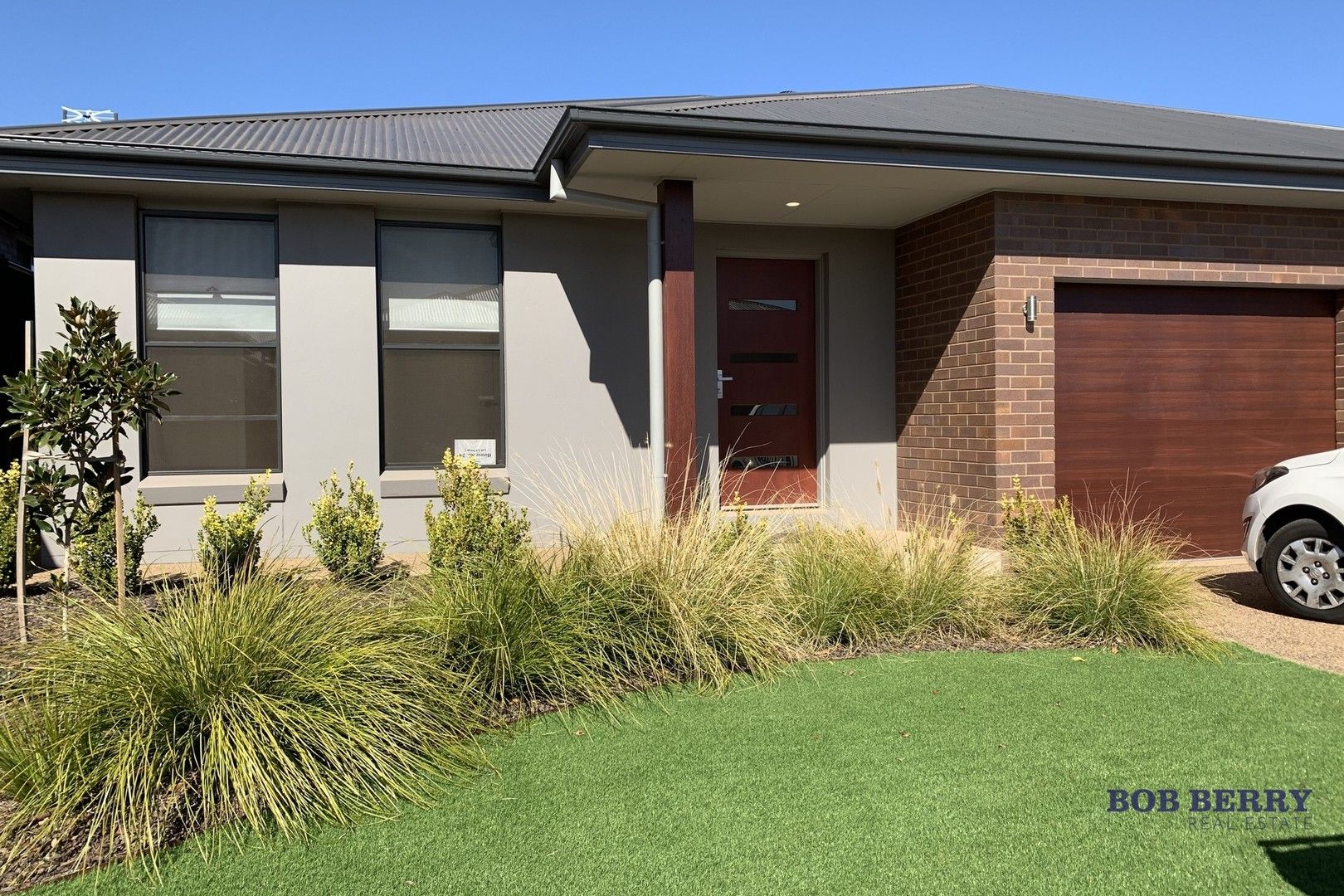 2 bedrooms Villa in 24 Fountain Circuit DUBBO NSW, 2830