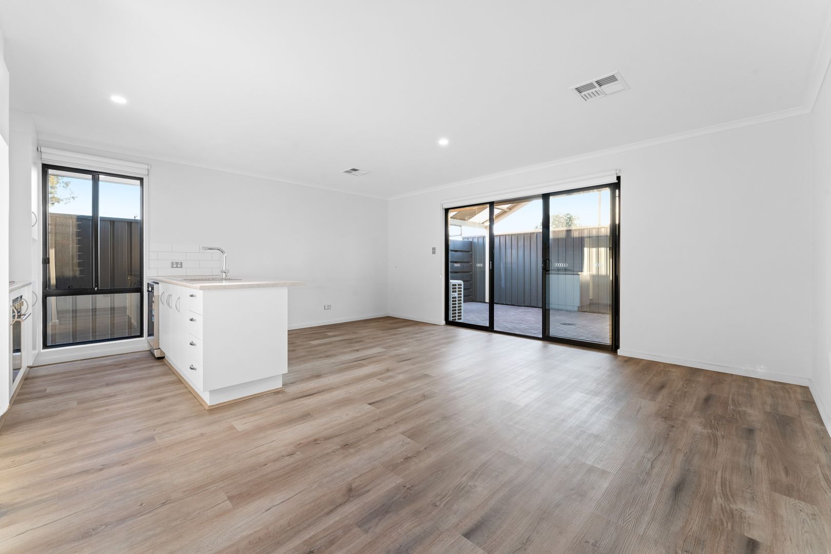 15C Engel Drive, Salisbury East SA 5109, Image 1