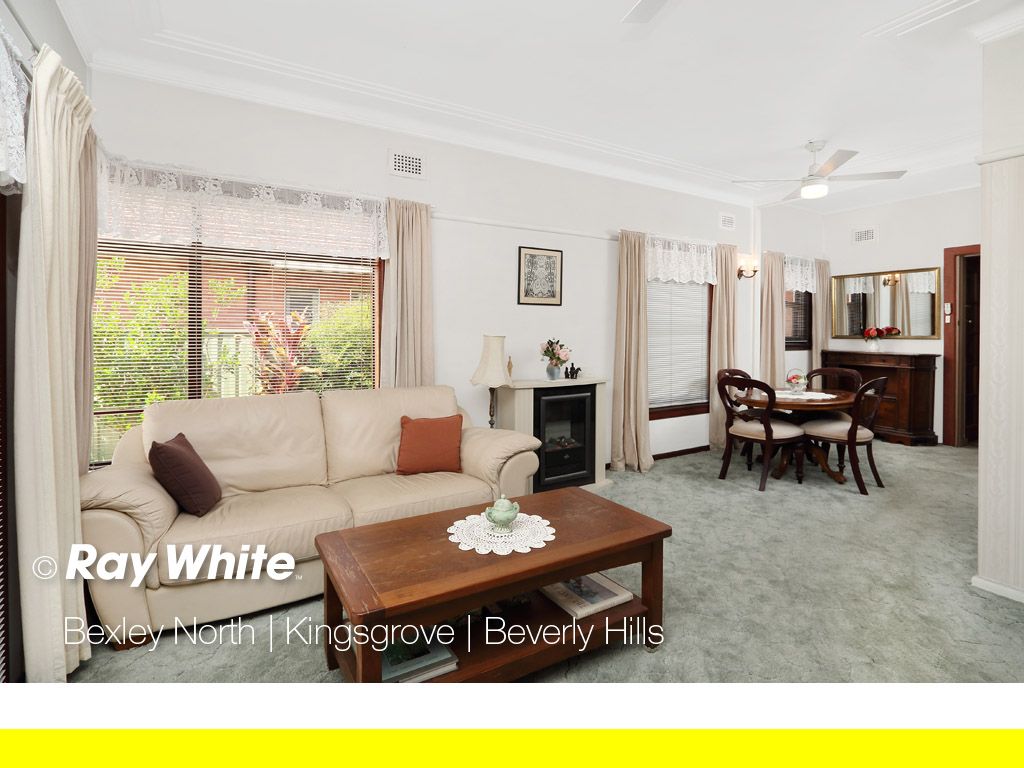 10 Allambee Crescent, Beverly Hills NSW 2209, Image 1